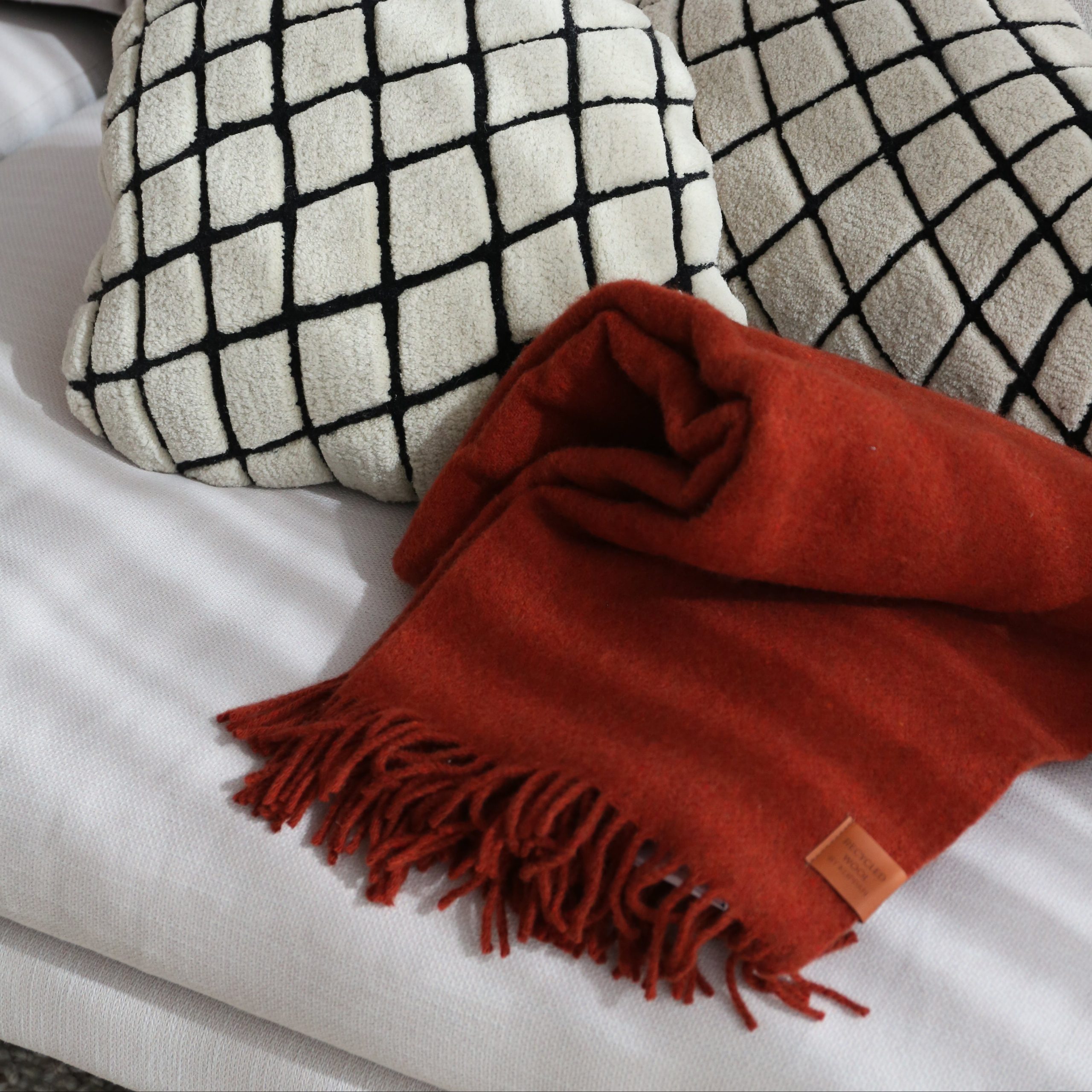 Rust Wool Throw Blanket - Image 2